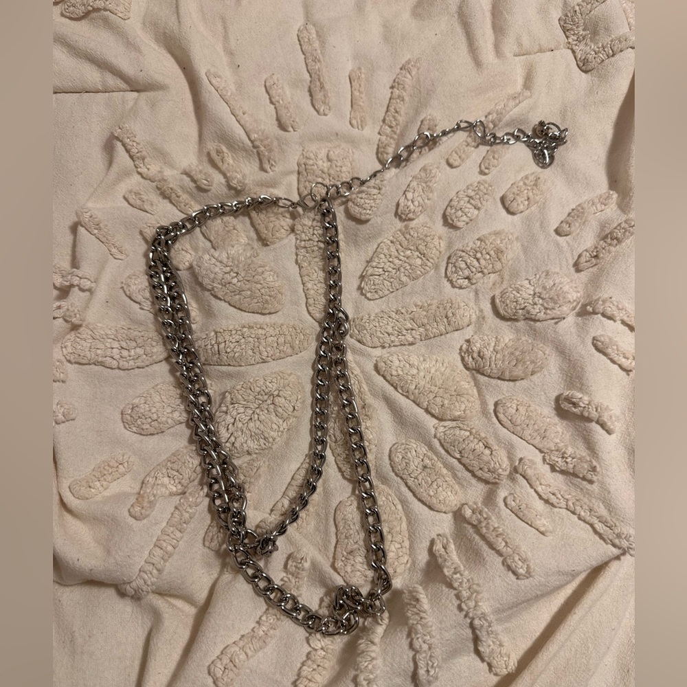 Layered Chain Belt - Picture 4 of 4